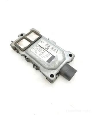 Mercedes-Benz E W210 Sensor 2108300672 1147212079 010628