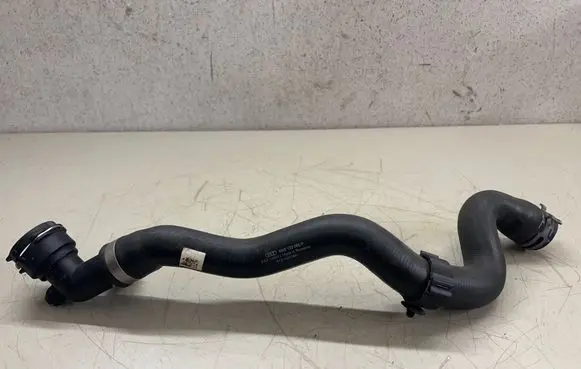 Audi A4 S4 B9 Engine coolant pipe/hose 8W0122055P