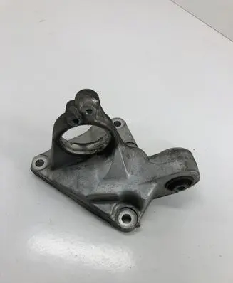 Citroen DS5 Driveshaft support bearing bracket 9653354580