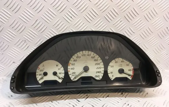 Mercedes-Benz CLK A208 C208 Speedometer (instrument cluster) 2085401211