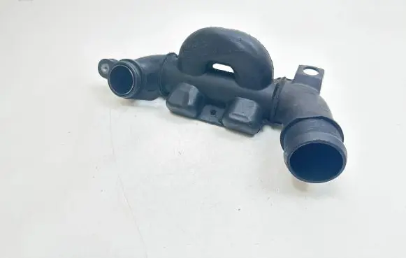 Ford Focus Air intake hose/pipe 9657086680 003533