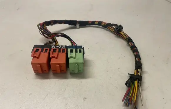 BMW 5 E60 E61 Other relay 8378975