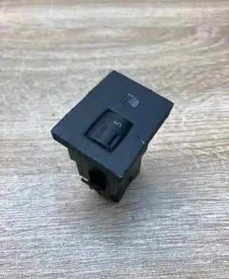 Volkswagen Touareg I Seat heating switch 7L6963563