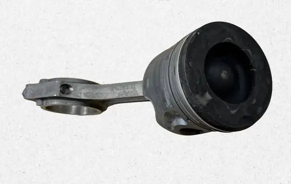 Ford Transit Piston with connecting rod RFBB306200BA FMBAGV4JA