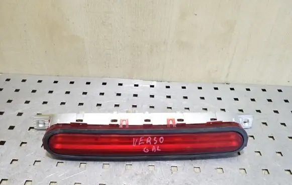 Toyota Corolla Verso AR10 Third/center stoplight 815700F011