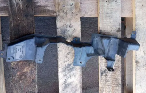 BMW X5M E70 Front underbody cover/under tray 51757160237 7160237