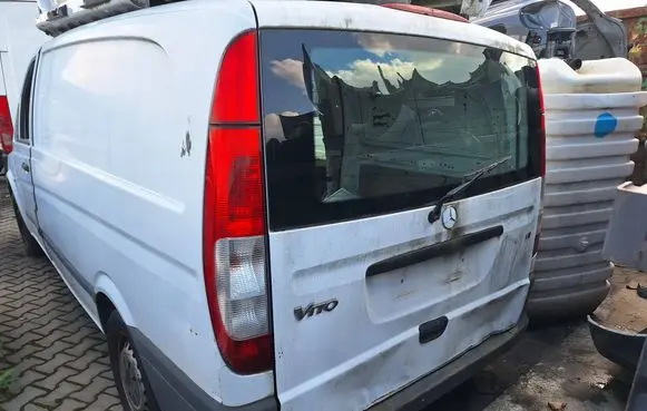 Mercedes-Benz Vito Viano W639 Opening tailgate glass DOT211M75AS2 43R000016