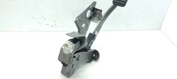 Renault Clio IV Brake pedal 0137144 2916