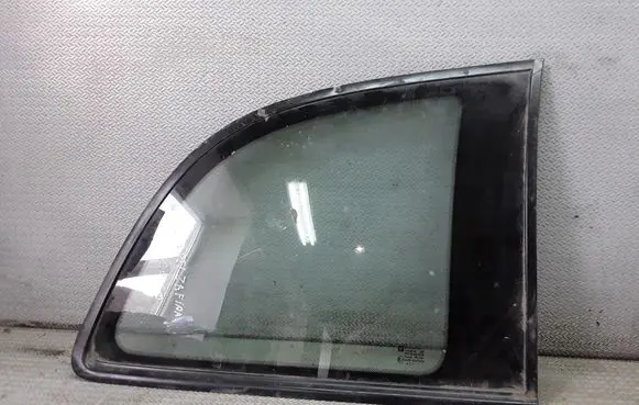 Opel Zafira A Rear side window
