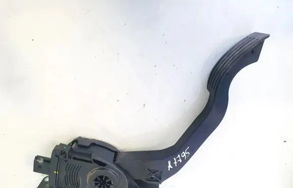 Ford C-MAX II Accelerator throttle pedal av619f836ab 6pv010368-34