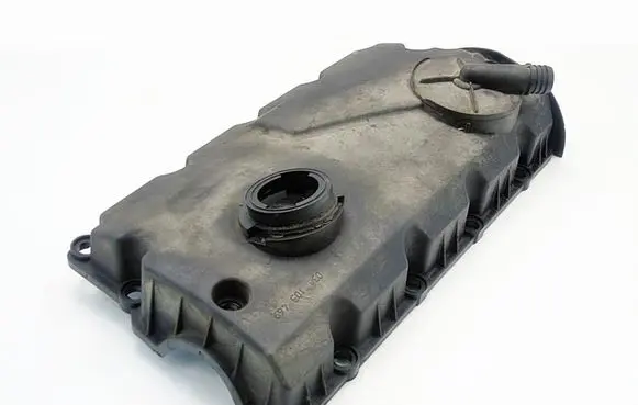 Audi A4 S4 B5 8D Rocker cam cover 