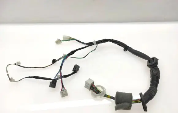 Subaru Outback Front door wiring loom 81821AG140