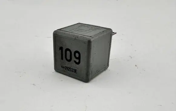 Volkswagen Sharan Other relay 1J0906381A V23134B52X396