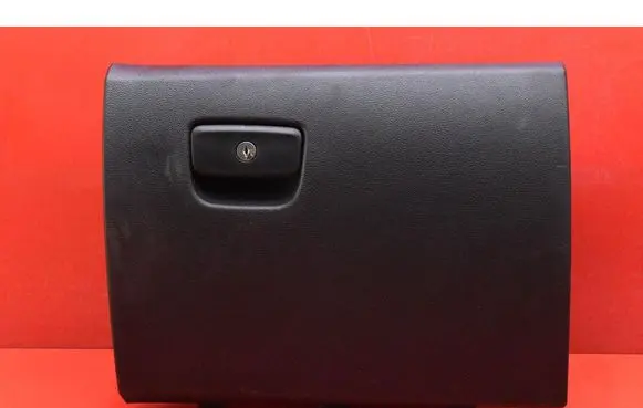 Jeep Grand Cherokee Glove box T12092