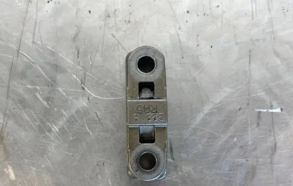 BMW X5M E70 Camshaft holder 2285
