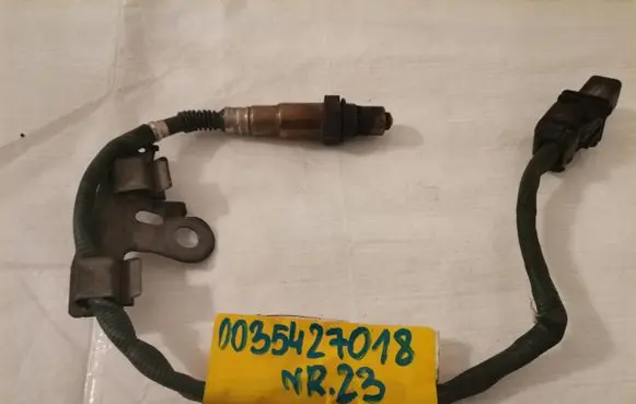 Mercedes-Benz Sprinter W901 W902 W903 W904 Lambda probe sensor 0035427018