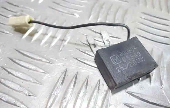 Toyota RAV 4 (XA20) Other relay 9098005349