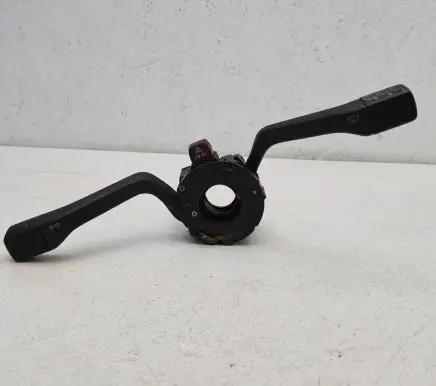 Volkswagen PASSAT B4 Wiper control stalk 289635
