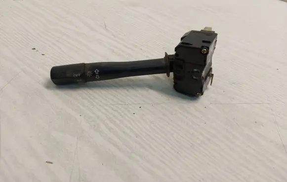 Honda CR-V Indicator stalk M1638912