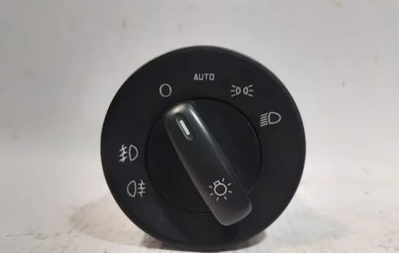 Skoda Octavia Mk2 (1Z) Light switch 1Z0941431J 10009058