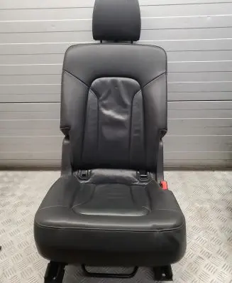 Audi Q7 4L Rear seat 