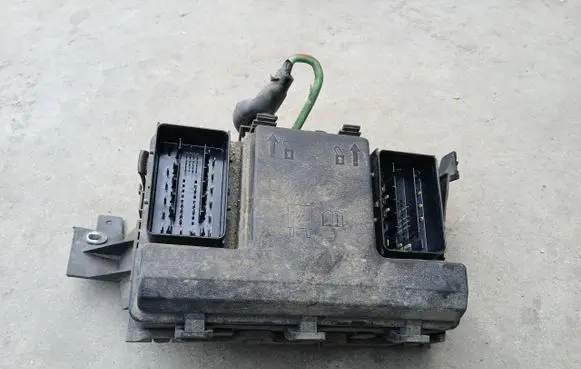 Ford Mondeo MK V BSM Control unit DG9T14A075AA