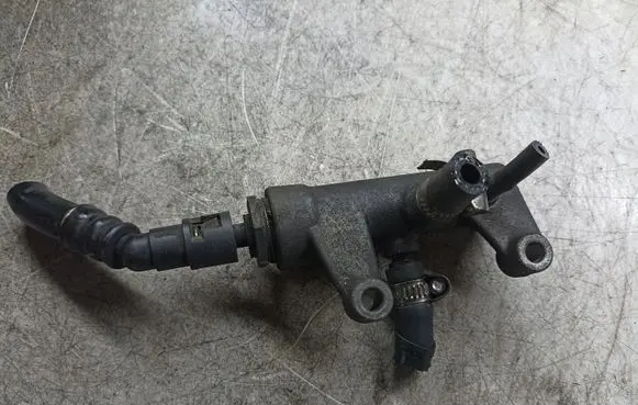 Opel Vectra C Fuel pressure regulator 55193043