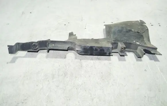 Audi A4 S4 B7 8E 8H Intercooler air guide/duct channel 8E0121283AC