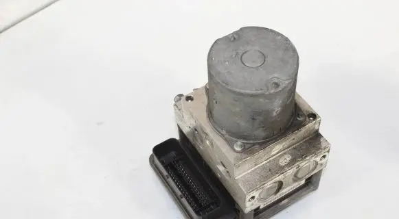 BMW 5 E60 E61 ABS Pump 6798286 6798284