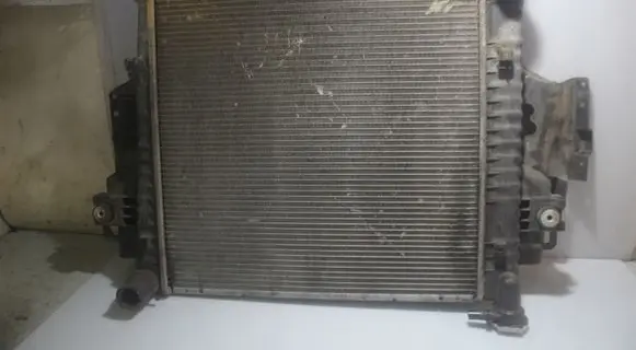 Jeep Cherokee Coolant radiator