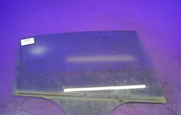 Mazda 6 Front door window glass four-door 