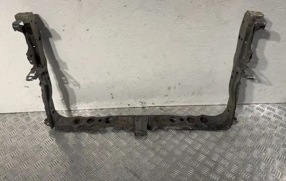 Toyota Avensis T270 Radiator support slam panel 5320105907 5320402010