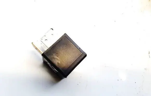 Volvo S60 Other relay v23134j52x346