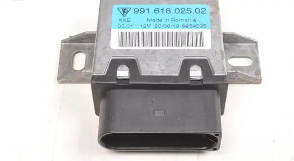 Porsche Cayman 982 Fuel pump relay 99161802502