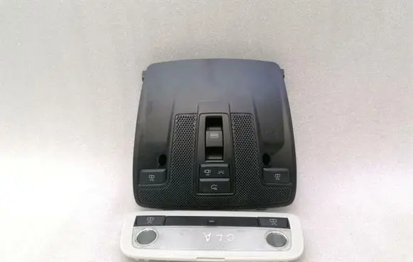 Mercedes-Benz CLA C117 X117 W117 Front seat light A0009007603
