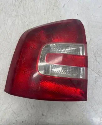 Skoda Octavia Mk2 (1Z) Rear/tail lights 1Z9945095