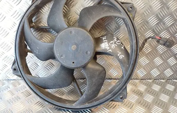 Peugeot 307 Electric radiator cooling fan 9633808480