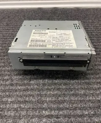 Volvo V50 Radio/CD/DVD/GPS head unit 31260528
