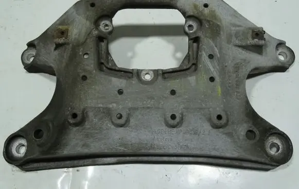 Audi A4 S4 B8 8K Gearbox mounting bracket 