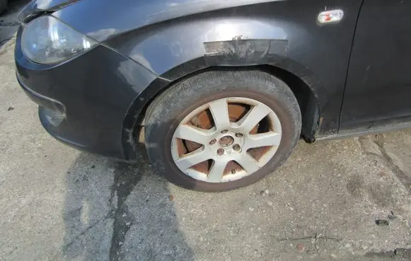 Seat Altea XL R12 alloy rim 