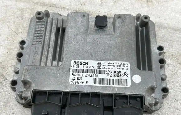 Peugeot 308 Engine control unit/module 9653958980 9664843780 0281013872