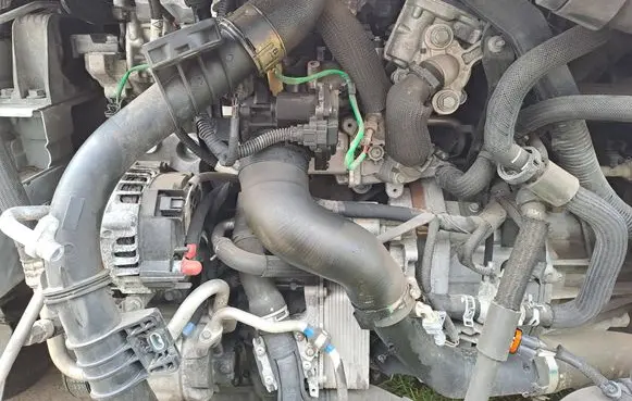 Renault Master III Engine 