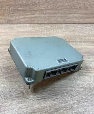 Subaru Forester SF Engine control unit/module ECU 31711AE491 A64000R0F 04889408