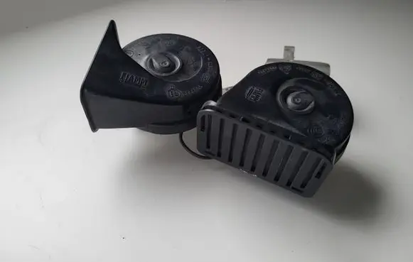 Ford Kuga II Horn signal