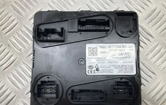 Audi A4 S4 B9 Comfort/convenience module 8W0907064BA