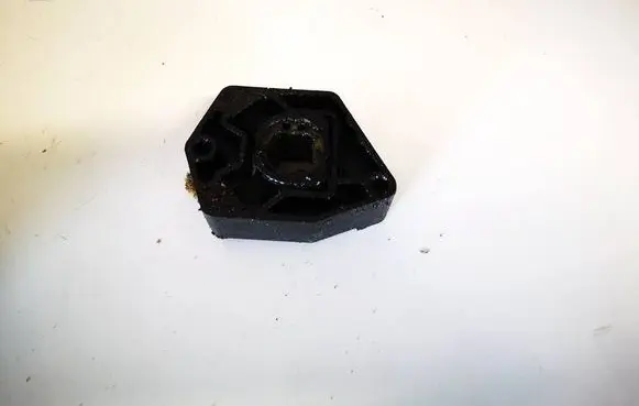 Skoda Roomster (5J) Radiator mount bracket 