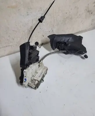Mercedes-Benz R W251 Front door lock 1697202535