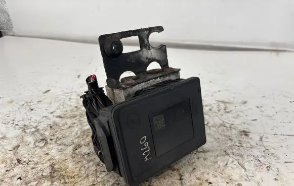 Opel Vivaro ABS Pump 476607609R 93868515