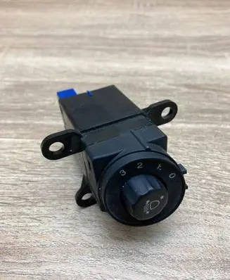 Honda Civic Headlight level height control switch M30424