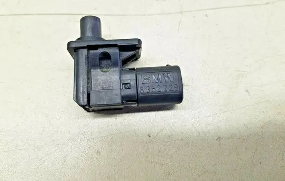 BMW 5 E60 E61 Bonnet alarm switch sensor 8352229